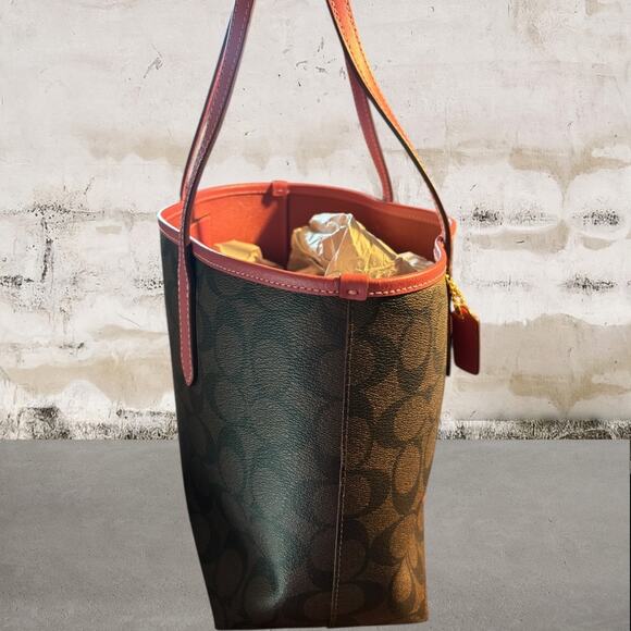 Coach Mini City Tote In Signature Canvas With Horse And Sleigh & Wristlet - Picture 5 of 14